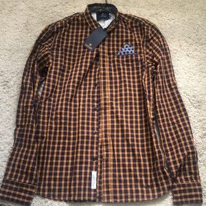 Scotch and Soda NWT Button down Size M- Good Looking in Checks